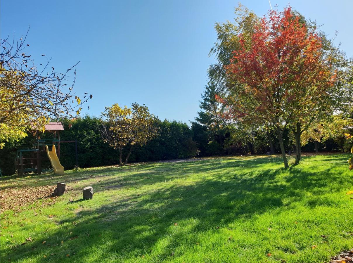 Borowe Kt Villa วาร์กา ภายนอก รูปภาพ